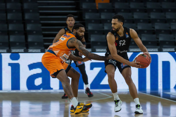 员独特的魅 员独特的魅